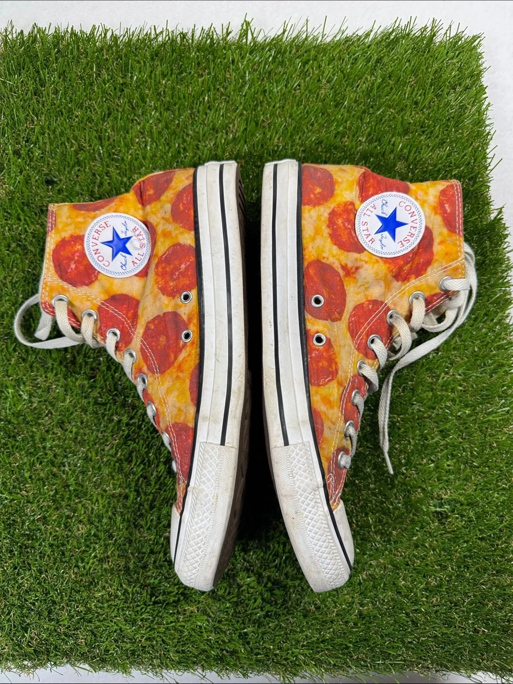 Converse High-Top Sneakers in Pizza Print - Picture 2 of 8